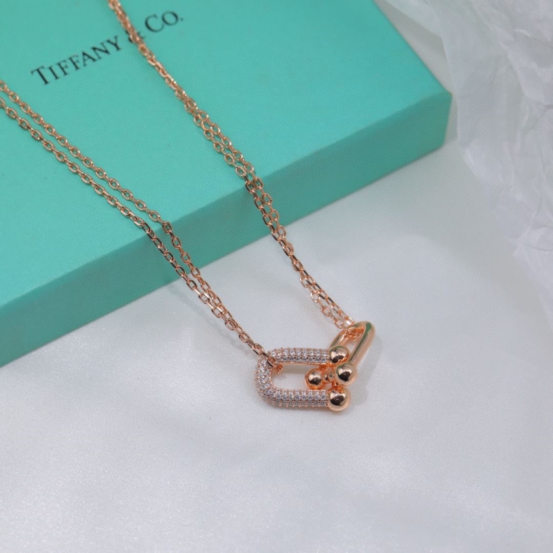 T*f*ny necklaces